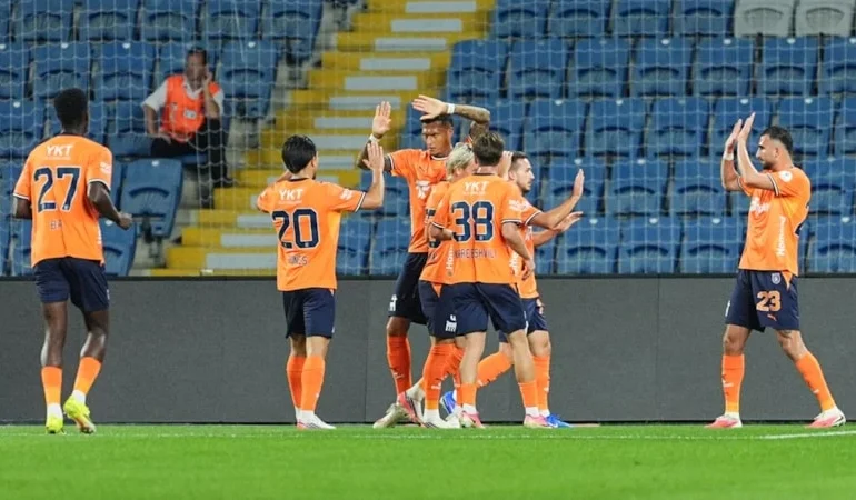 Başakşehir Gençlerbirliği’ni rahat geçti! Kötü gidişe son verdi