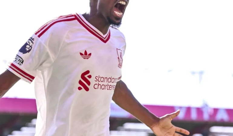 Liverpool deplasmanda tek golle güldü! Alexander Isak sahneye çıktı
