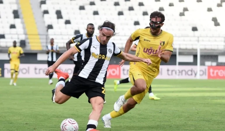 İstanbulspor son nefeste güldü! İlk galibiyet 90+4’te geldi