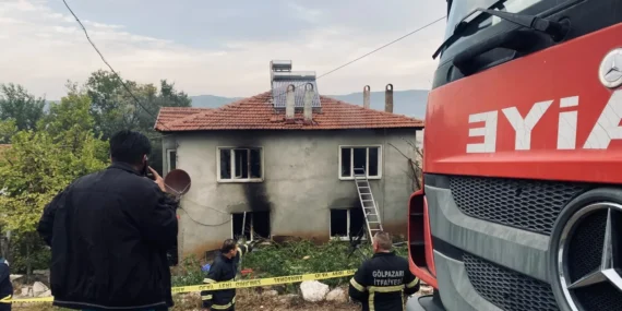 Bilecik’te yangın facicası: Anne kurtuldu, baba ve kızı alevlerin ortasında can verdi
