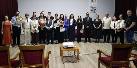 Sekizinci Adalar Kısa Film Yarışmasında dereceye giren eserler ödüllendirildi
