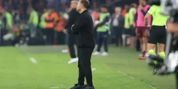 Trabzonspor-Galatasaray maçında Okan Buruk kırmızı kart gördü