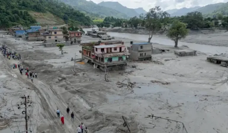 Nepal’de felaketin boyutu büyüyor! Ölü sayısı 1.403’e çıktı, binlerce kişi kayıp