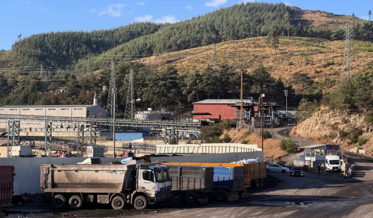Soma’daki Maden Ocağı faciasında 5 madenci öldü, 2 işçi yaralı kurtarıldı