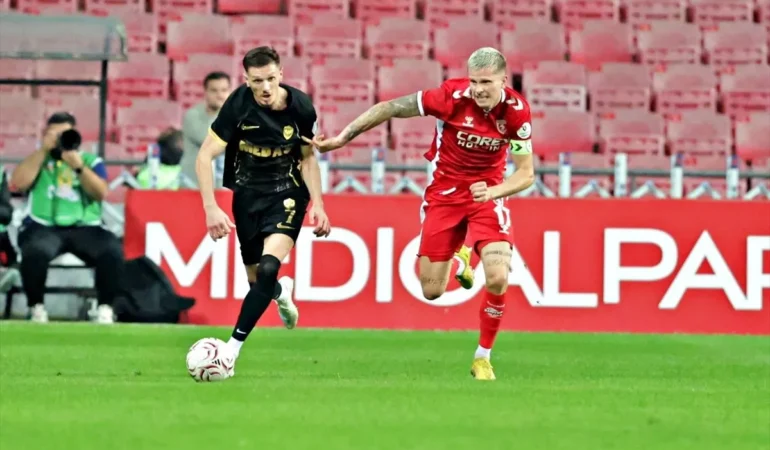 Samsunspor, evinde Amed Sportif Faaliyetler’e 2-1 mağlup oldu